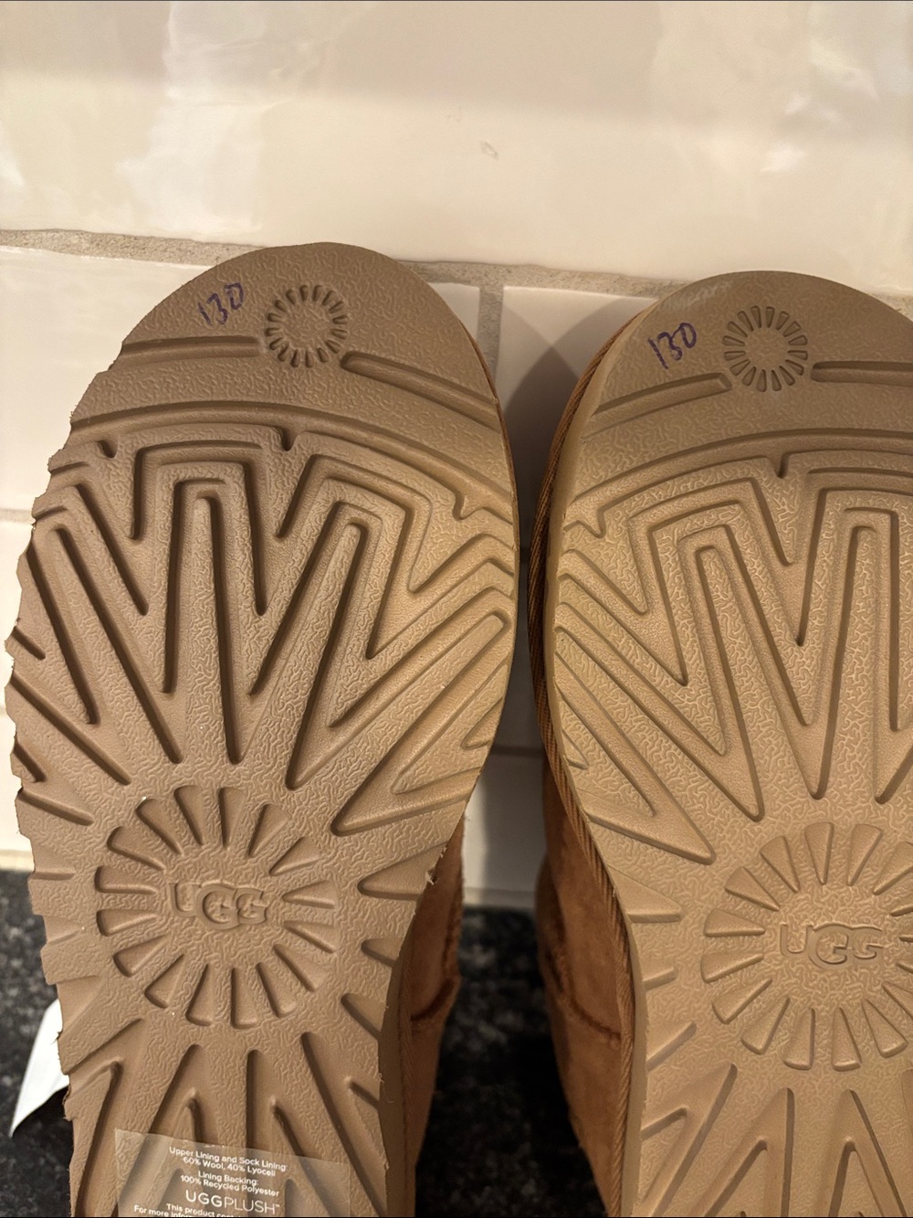 UGG Classic Mini Slipper – Chestnut – Size 7 – Style 1108193 - NEW - Picture 9 of 12